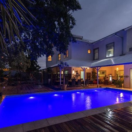 Vondelhof Guesthouse Виндхук Экстерьер фото