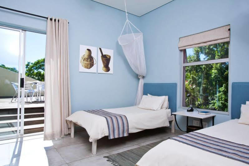 Vondelhof Guesthouse Виндхук Экстерьер фото